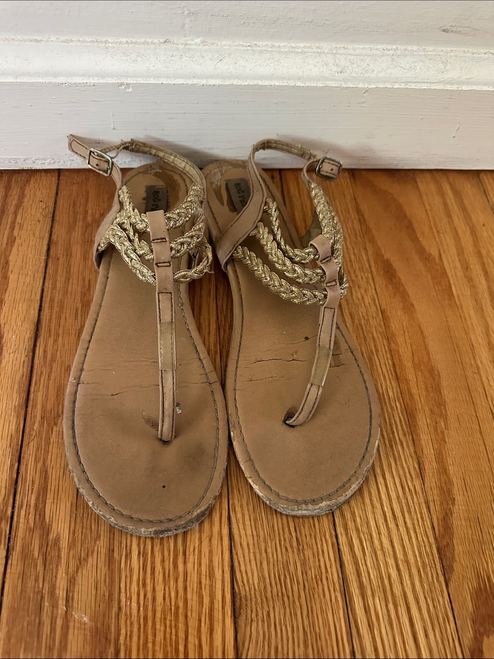 Braided T-Strap Sandals in Tan with Gold Braid